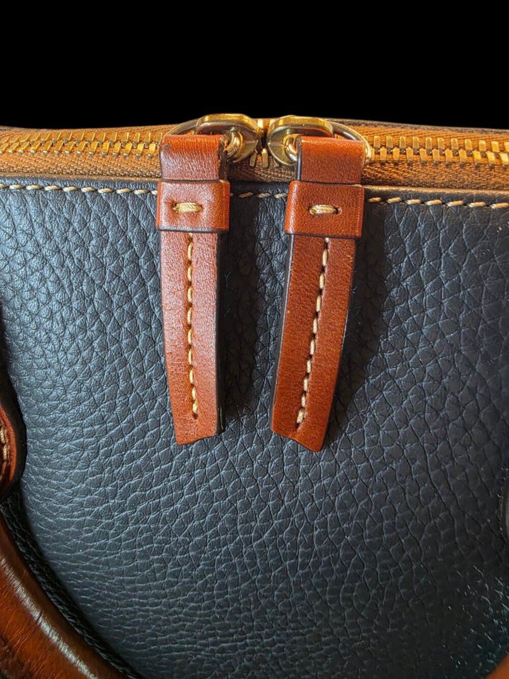 SALE!! Dooney and Bourke Dome Bag in Olive Gray with Matching Zipper Wallet EUC - Picture 5 of 14